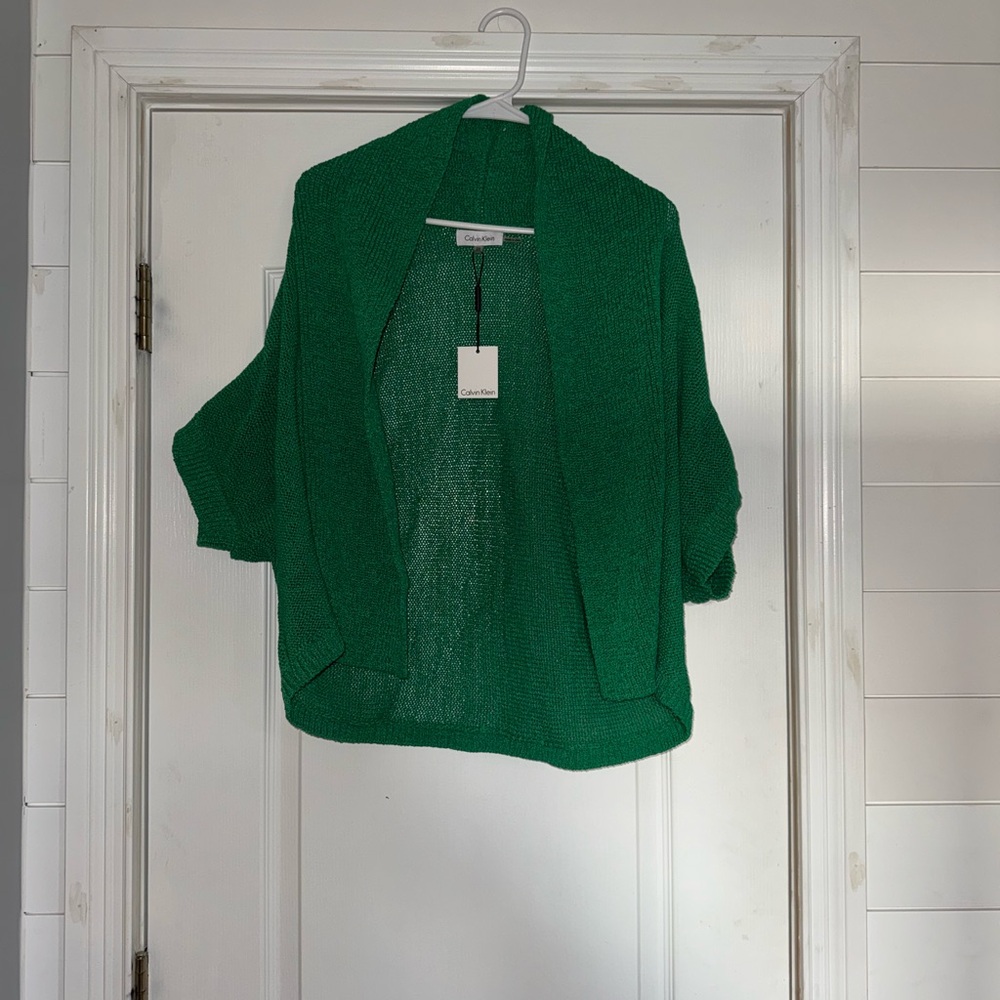 Emerald green sweater wrap new w tags
Retails $89